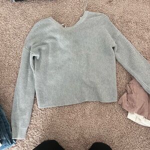 Hollister sweater